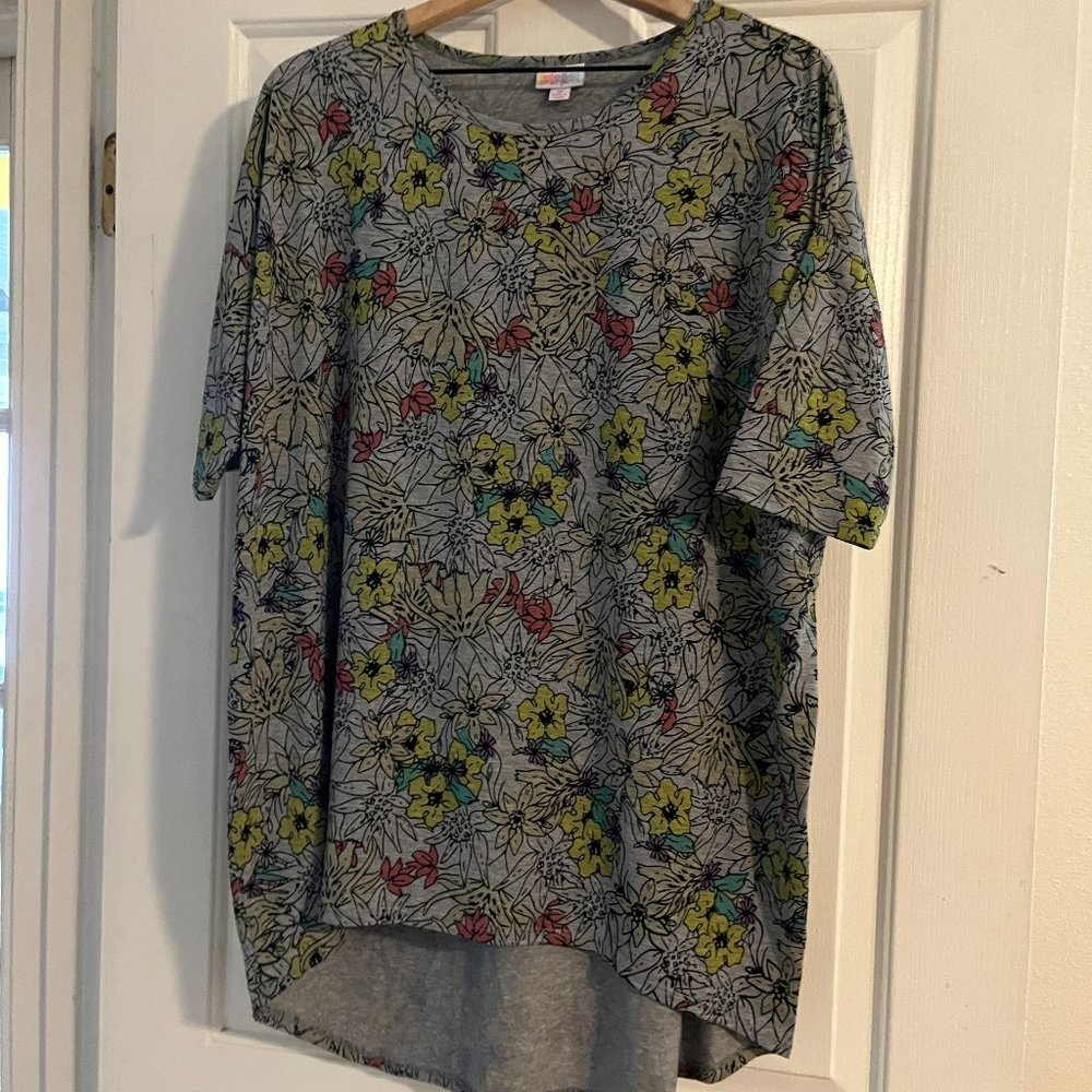 LuLaRoe Irma Top (M)-NO. 301